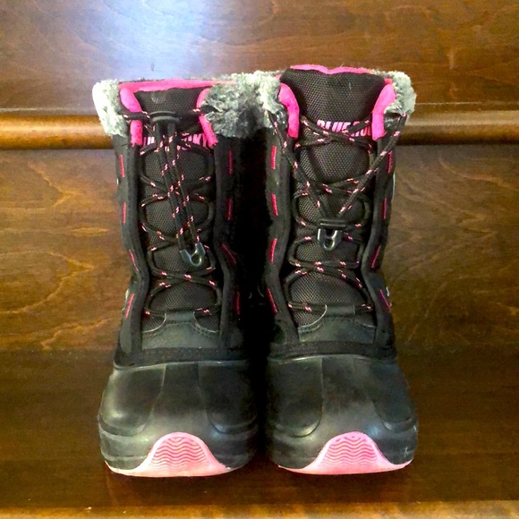 Winter boots - Picture 1 of 9
